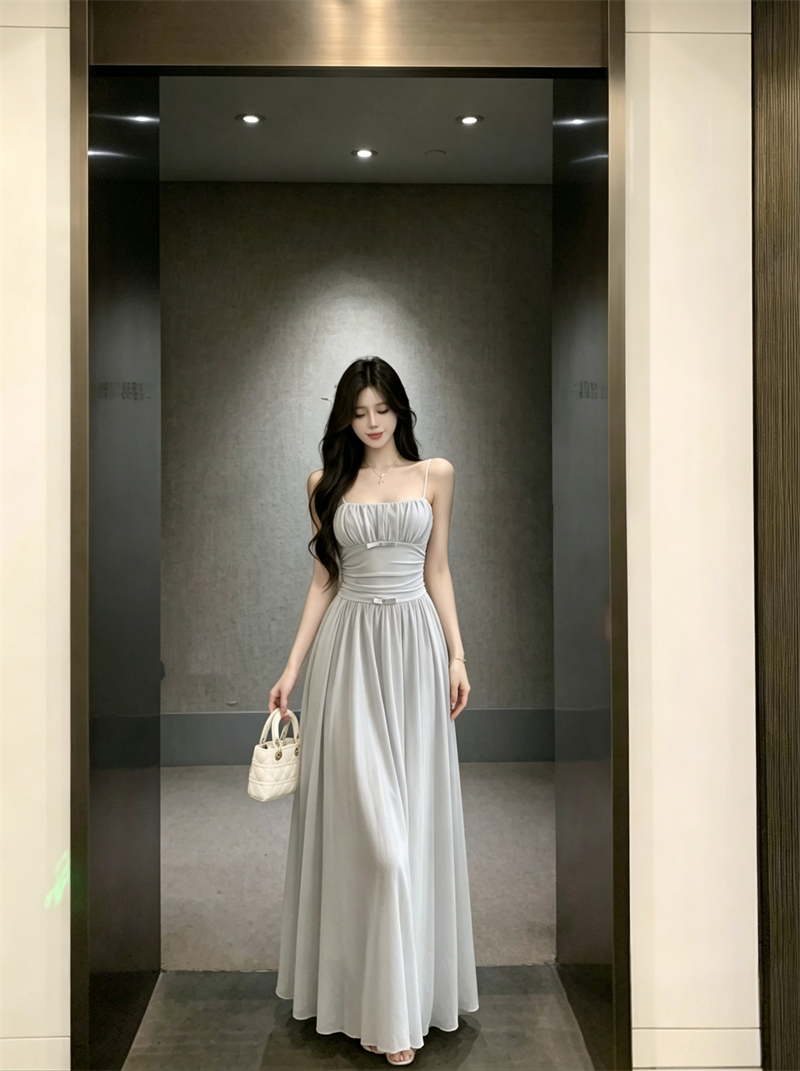 French Vintage Sleeveless Dress Summer 2026 Elegant Cinched Waist Beach Vacation Long Dress - Image 3
